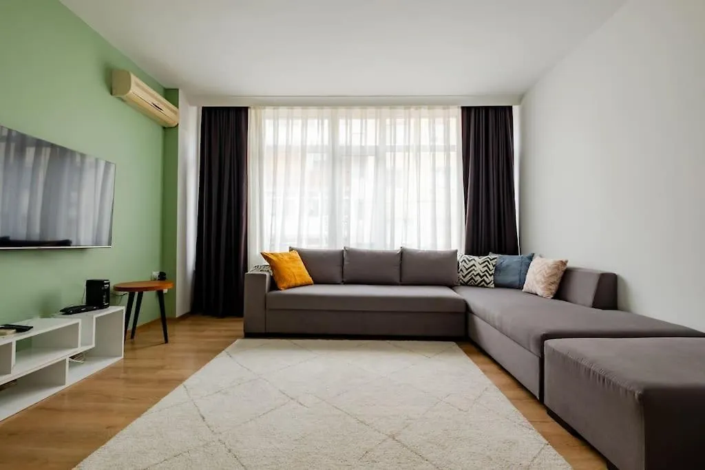 Spacious 3-Bedroom Apartment Istanbul